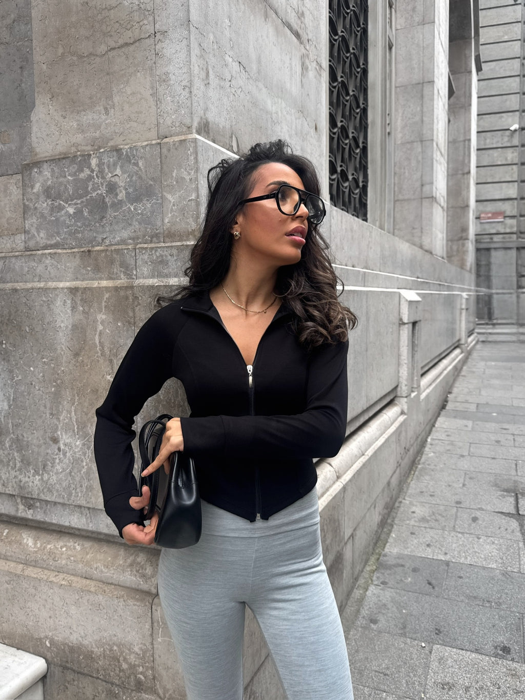 Parmak Detaylı Fermuarlı Spor Hırka