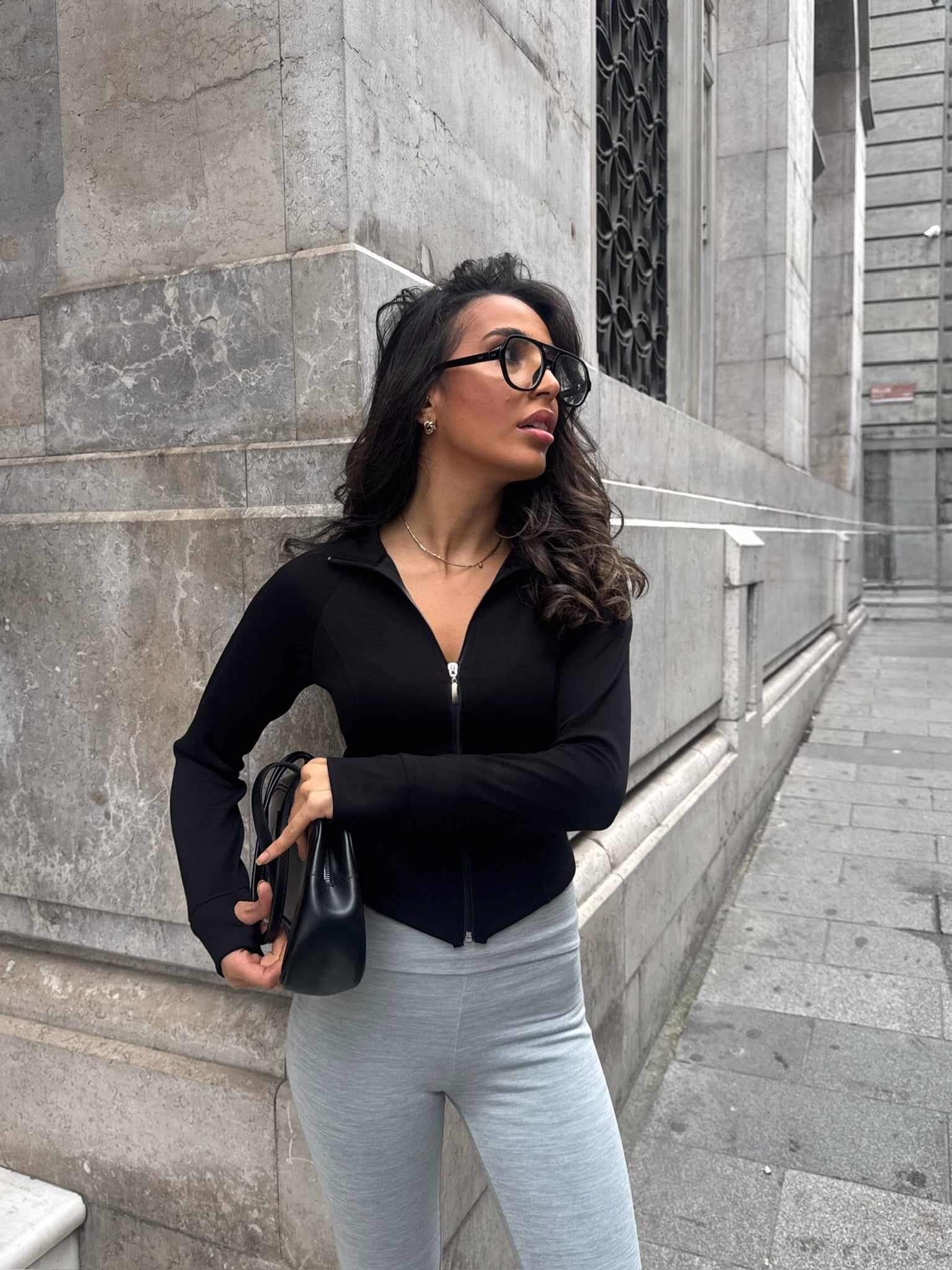 Parmak Detaylı Fermuarlı Spor Hırka