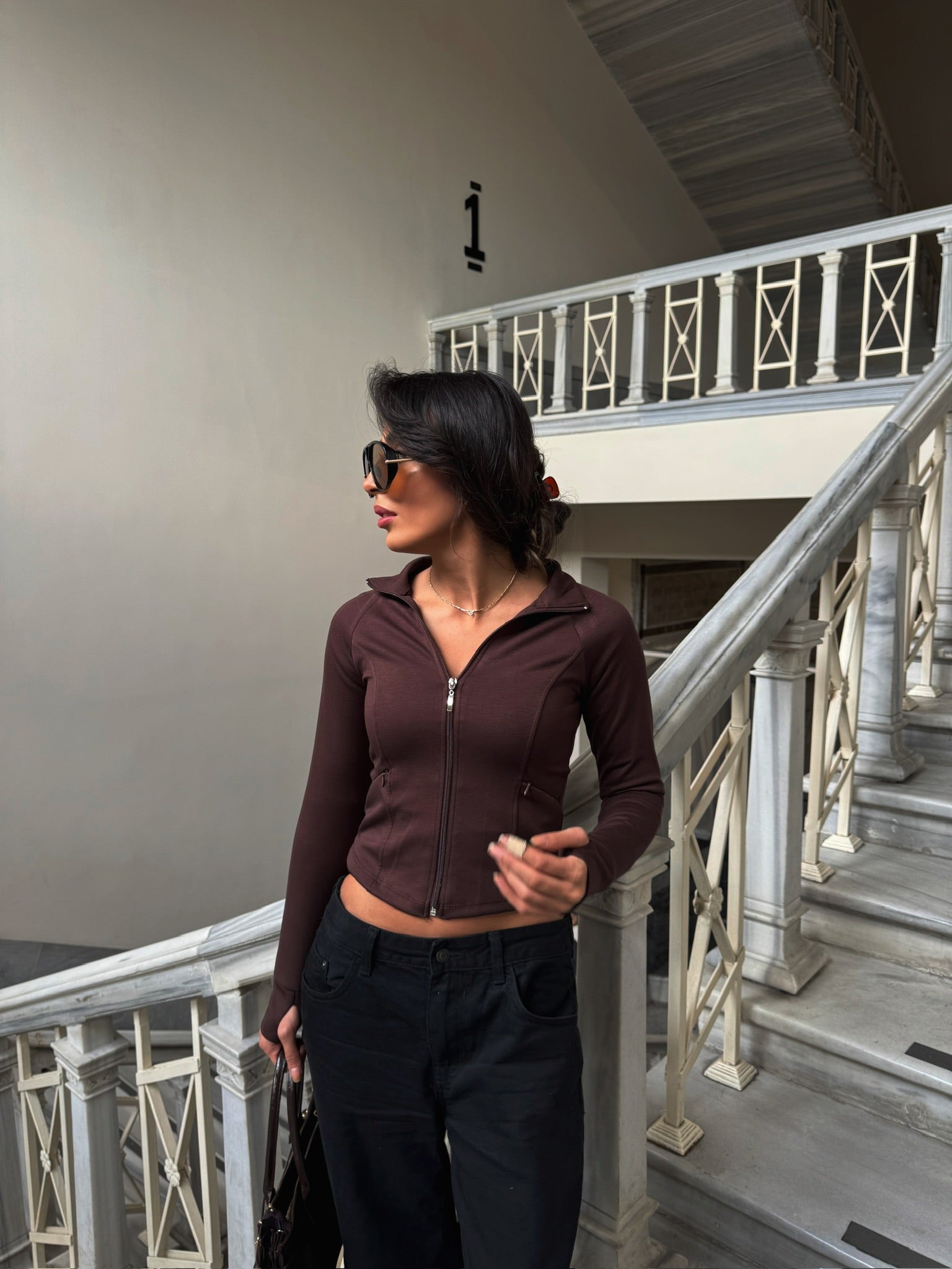 Parmak Detaylı Fermuarlı Spor Hırka